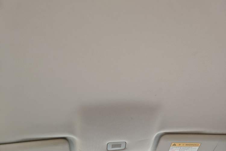 Used MG ZS 2019 1.5L Manual Global Comfort Edition China VI Standard Headliner