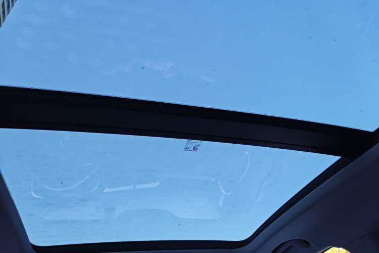 Used MG ZS 2019 1.5L Manual 65-inch Giant-Sized Sunroof Global Edition China VI Standard Headliner