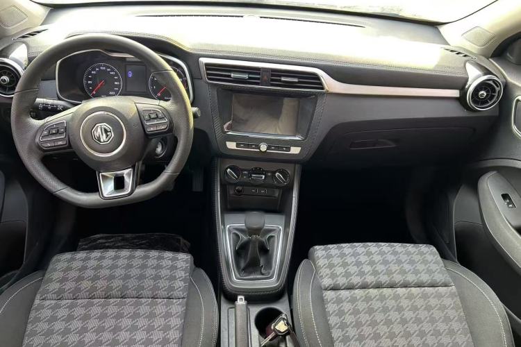 Used MG ZS 2019 1.5L Manual Global Comfort Edition China VI Standard Interior 2
