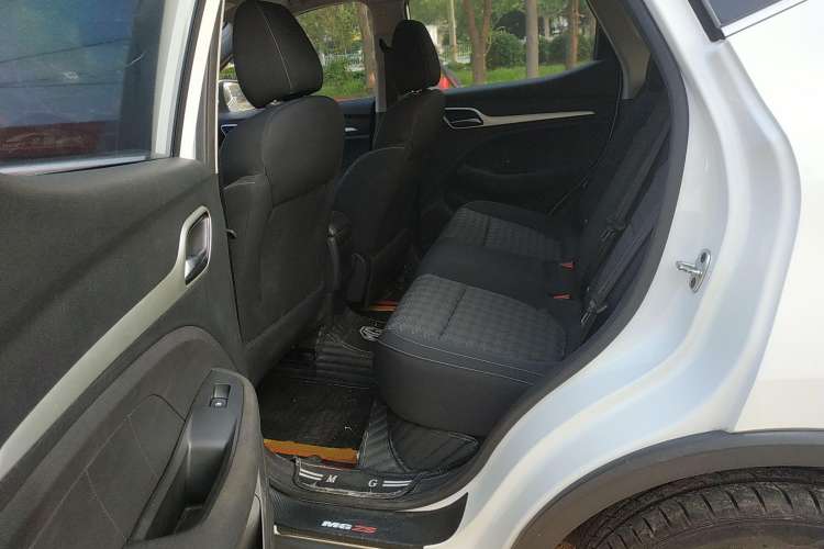 Used MG ZS 2019 1.5L Manual 65-inch Giant-Sized Sunroof Global Edition China VI Standard Left Rear Seat