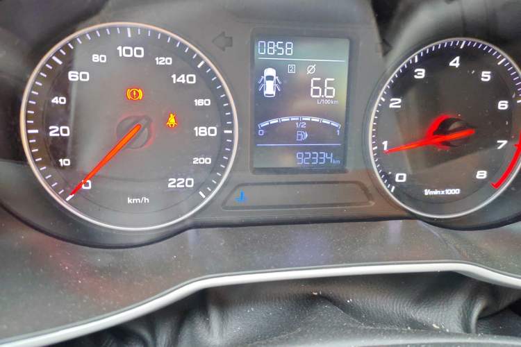 Used MG ZS 2019 1.5L Manual 65-inch Giant-Sized Sunroof Global Edition China VI Standard Odometer Close Up