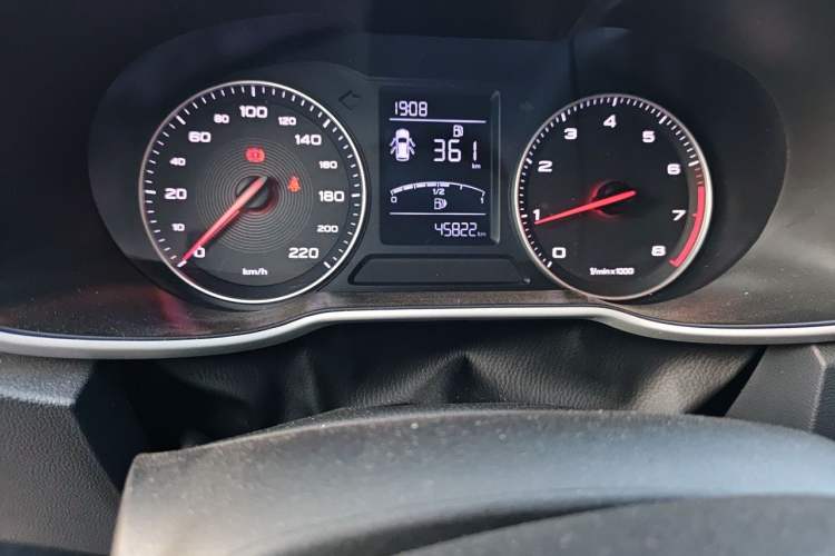 Used MG ZS 2019 1.5L Manual 65-inch Giant-Sized Sunroof Global Edition China VI Standard Odometer Close Up