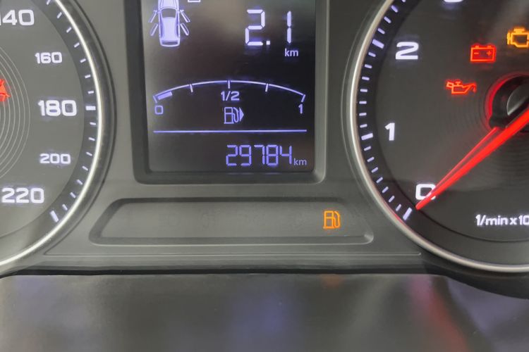 Used MG ZS 2019 1.5L Manual 65-inch Giant-Sized Sunroof Global Edition China VI Standard Odometer Close Up