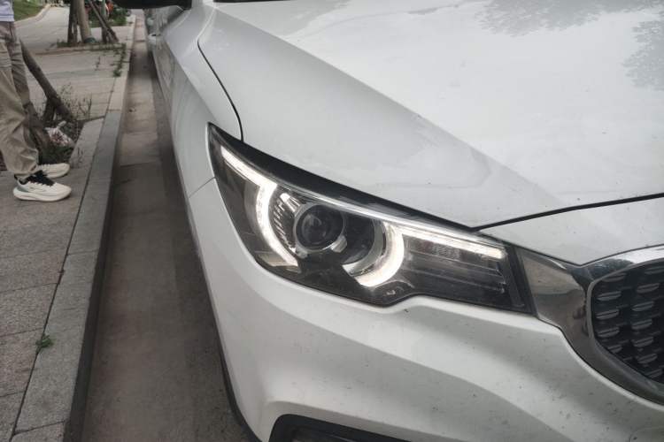 Used MG ZS 2019 1.5L Automatic Global Luxury Edition China VI Standard Right Front Headlight