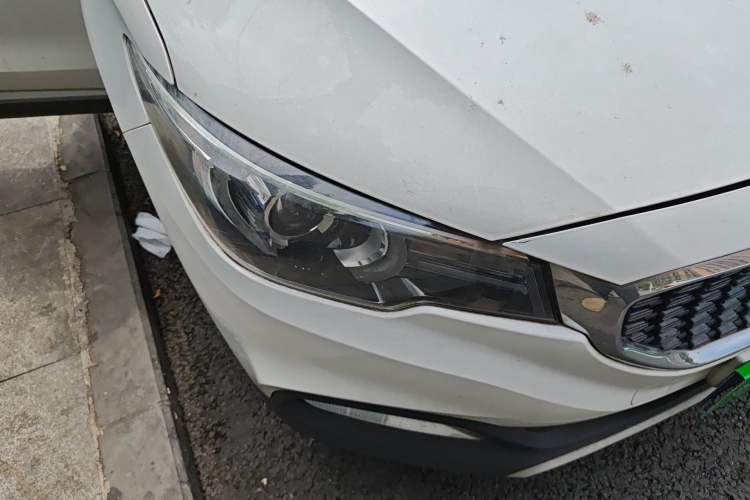 Used MG ZS 2019 1.5L Automatic Global Luxury Edition China VI Standard Right Front Headlight