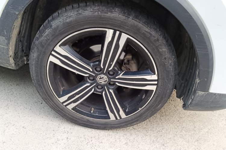 Used MG ZS 2019 1.5L Manual 65-inch Giant-Sized Sunroof Global Edition China VI Standard Right Front Wheel Hub