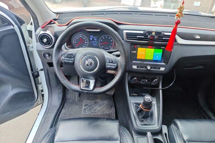 Used MG ZS 2019 1.5L Manual 65-inch Giant-Sized Sunroof Global Edition China VI Standard Steering Wheel