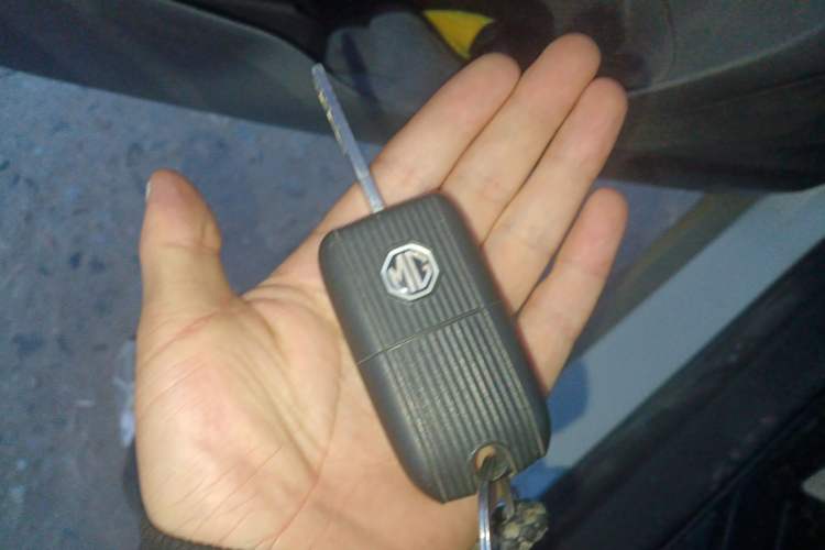 Used MG ZS 2019 1.5L Manual Global Style Edition China VI compliant Vehicle Key