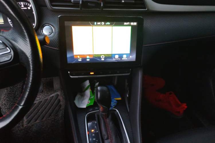 Used MG ZS 2020 180 DVVT Automatic Lite Audio And AC Panel