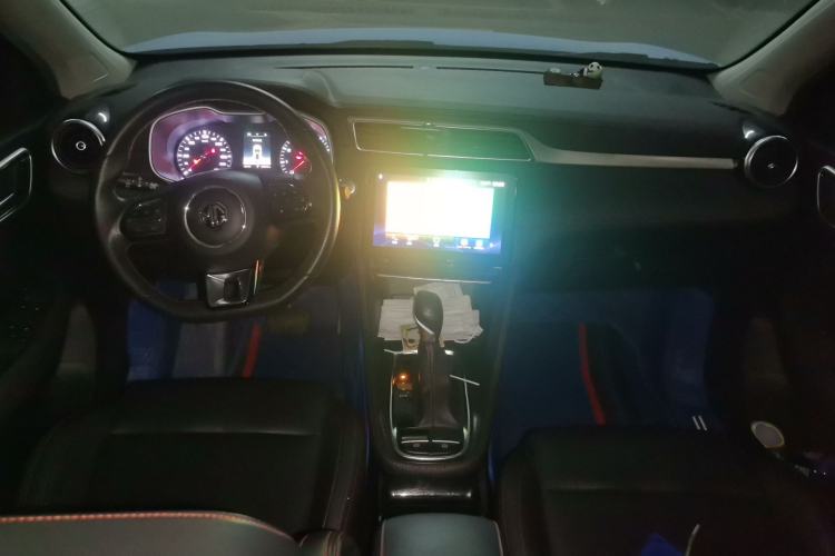Used MG ZS 2020 180 DVVT Automatic Lite Center Console