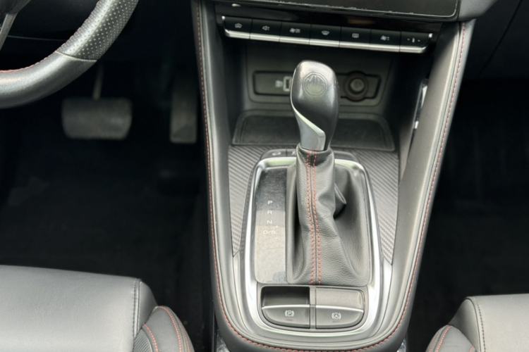 Used MG ZS 2020 180 DVVT Automatic Lite Gear Lever