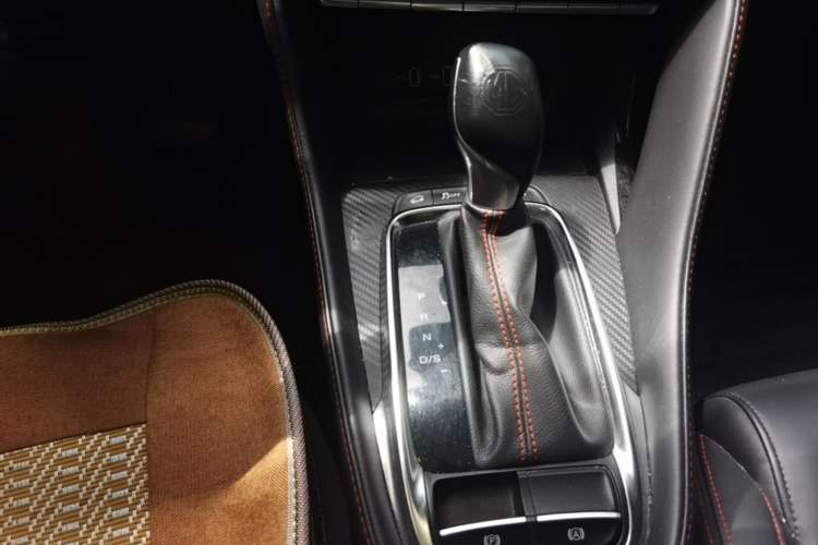 Used MG ZS 2020 180 DVVT Automatic Plus L2+ Gear Lever