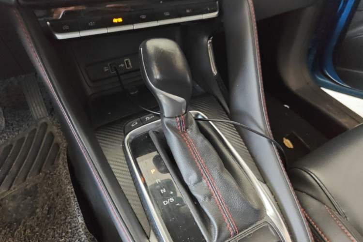 Used MG ZS 2020 180 DVVT Automatic Lite Gear Lever