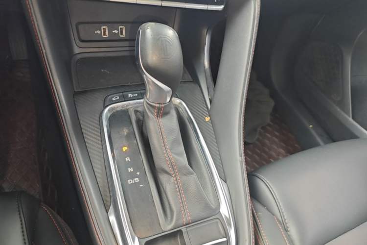 Used MG ZS 2020 180 DVVT Automatic Super Player Edition Gear Lever