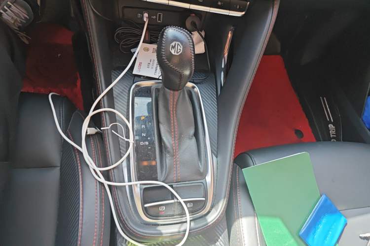 Used MG ZS 2020 180 DVVT Automatic Lite Gear Lever