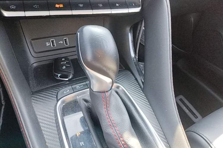 Used MG ZS 2020 180 DVVT Automatic Lite Gear Lever