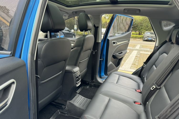 Used MG ZS 2020 180 DVVT Automatic Lite Interior 2