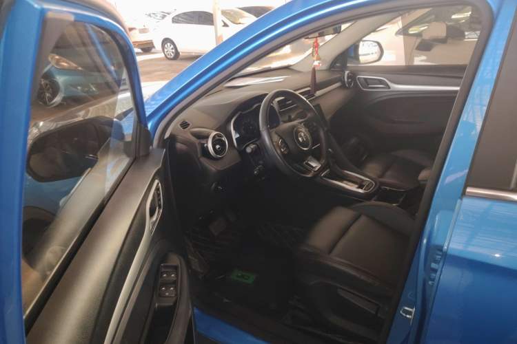 Used MG ZS 2020 180 DVVT Automatic Lite Interior 3