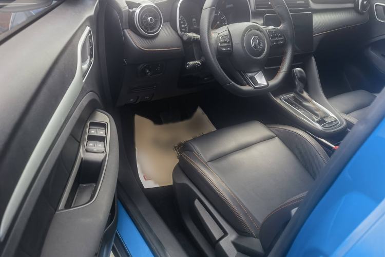 Used MG ZS 2020 180 DVVT Automatic Lite Interior 4