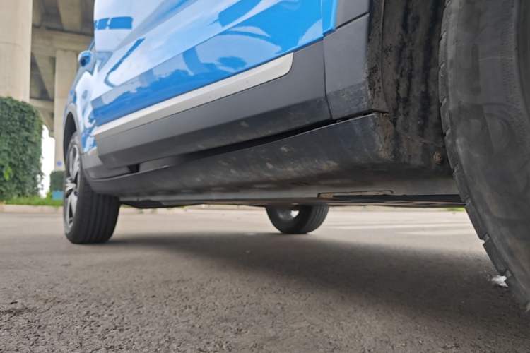 Used MG ZS 2020 180 DVVT Automatic Super Player Edition Right Side Sill