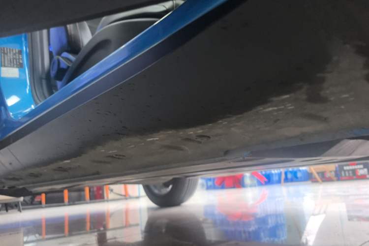 Used MG ZS 2020 180 DVVT Automatic Plus L2+ Right Side Sill
