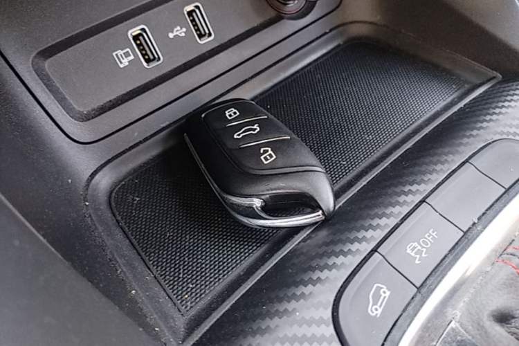 Used MG ZS 2020 180 DVVT Automatic Lite Vehicle Key