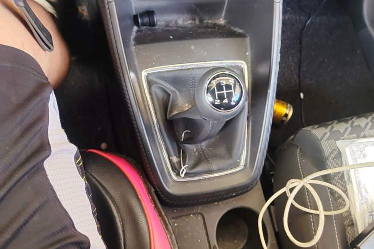Used MG ZS 2020 Global Bestseller 1.5L Manual Comfort Edition Gear Lever