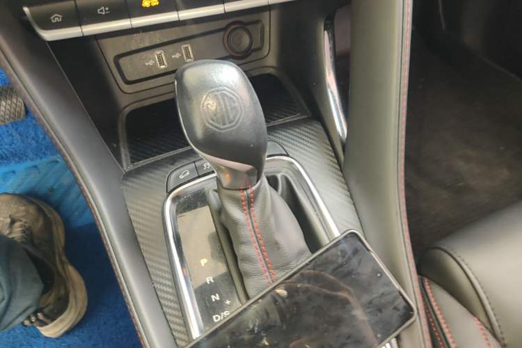 Used MG ZS 2020 180 DVVT Automatic Plus L2+ Gear Lever