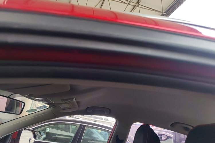 Used MG ZS 2020 Global Bestseller 1.5L Manual Comfort Edition Headliner