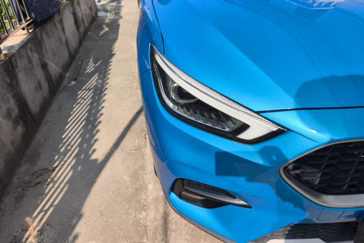 Used MG ZS 2020 180 DVVT Automatic Plus L2+ Right Front Headlight