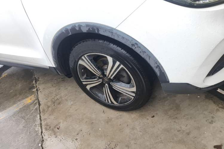 Used MG ZS 2020 180 DVVT Automatic Plus L2+ Right Front Wheel Hub