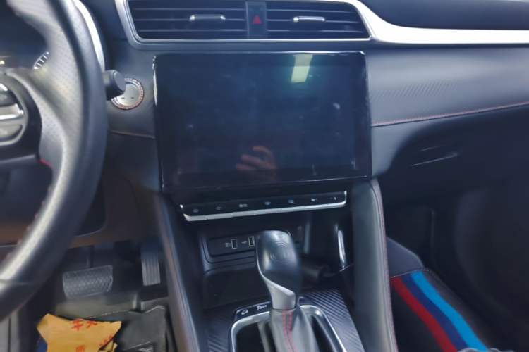 Used MG ZS 2020 180 DVVT Automatic Plus L2+ Audio And AC Panel
