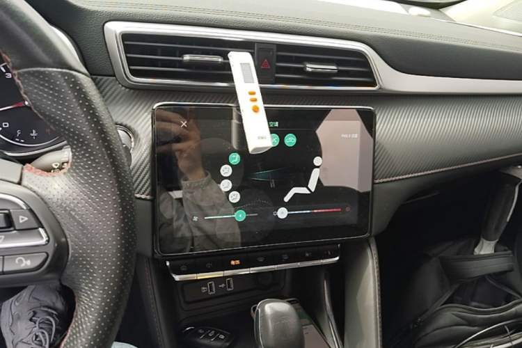 Used MG ZS 2020 180 DVVT Automatic Lite Audio And AC Panel