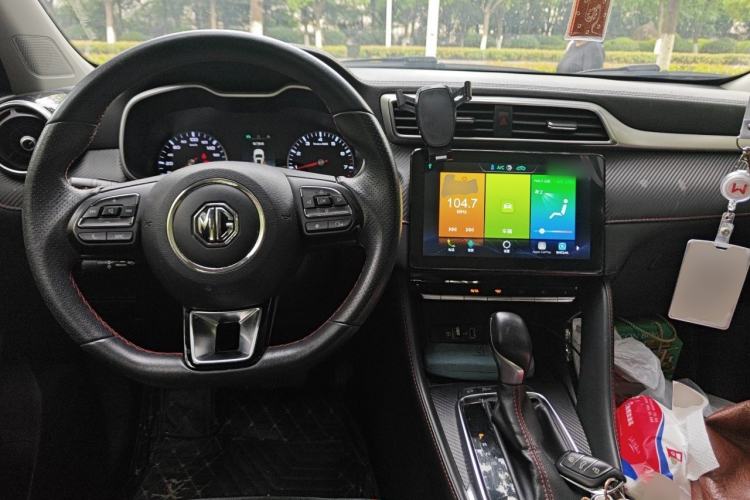 Used MG ZS 2020 180 DVVT Automatic Lite Center Console