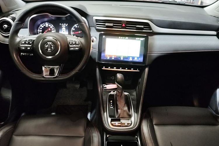 Used MG ZS 2020 180 DVVT Automatic Plus L2+ Center Console