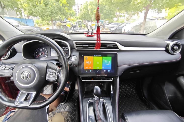 Used MG ZS 2020 180 DVVT Automatic Lite Center Console