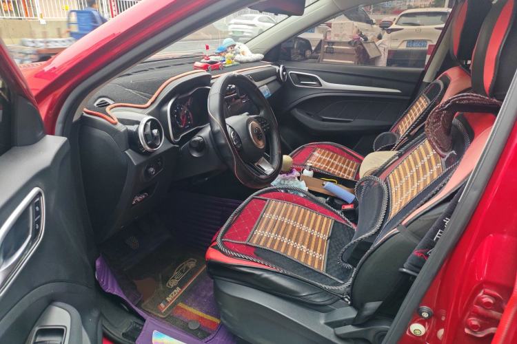 Used MG ZS 2020 Global Bestseller with 1.5L Engine Manual Transmission and a Massive 65-Inch Panoramic Sunroof Version Driver Seat