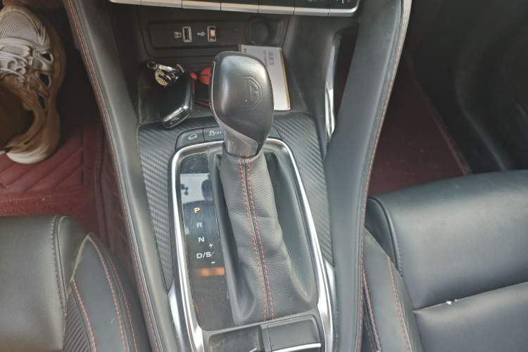 Used MG ZS 2020 180 DVVT Automatic Lite Gear Lever