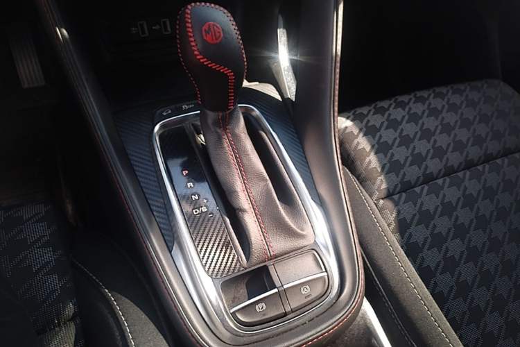 Used MG ZS 2020 180 DVVT Automatic UP Gear Lever