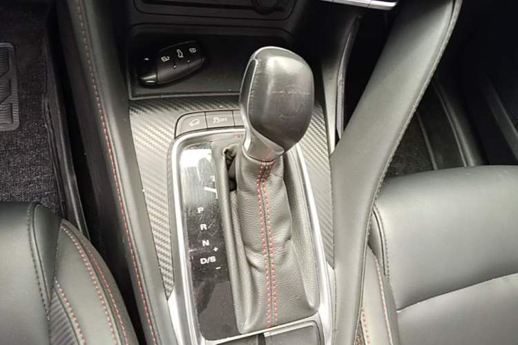 Used MG ZS 2020 180 DVVT Automatic Lite Gear Lever