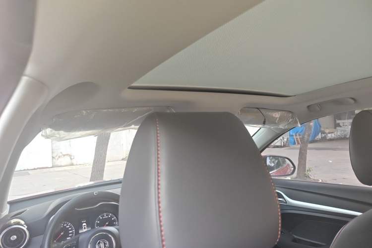 Used MG ZS 2020 180 DVVT Manual Lite Headliner