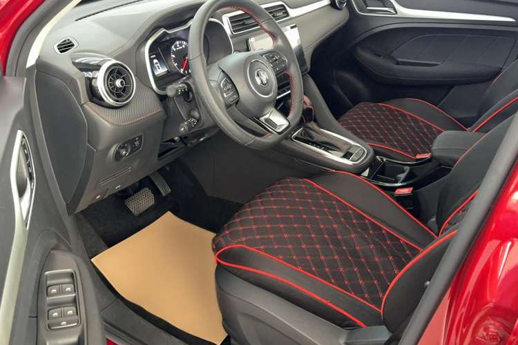 Used MG ZS 2020 180 DVVT Automatic UP Interior 1