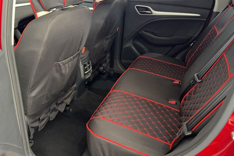 Used MG ZS 2020 180 DVVT Automatic UP Interior 2