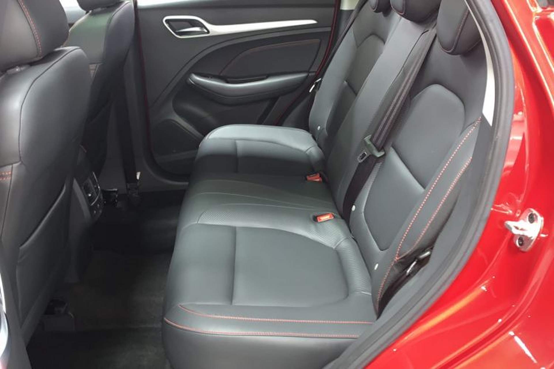 Used MG ZS 2020 180 DVVT Automatic Plus L2+ Interior 2