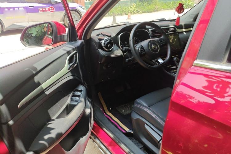 Used MG ZS 2020 180 DVVT Automatic Lite Interior 3