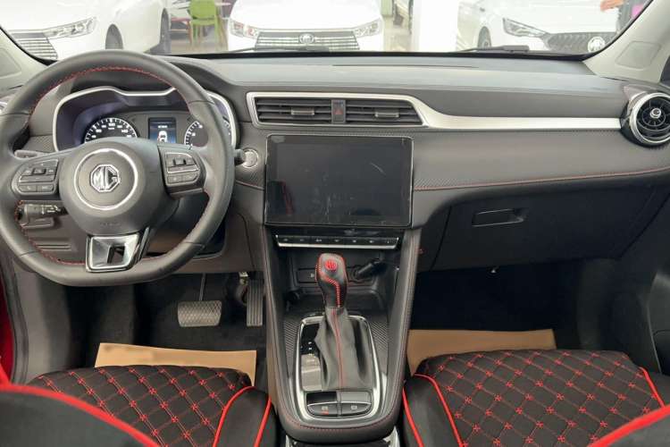 Used MG ZS 2020 180 DVVT Automatic UP Interior 3