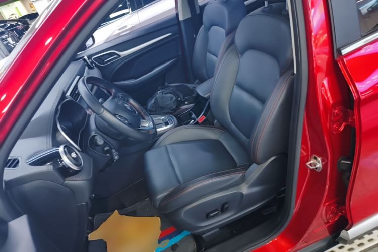 Used MG ZS 2020 180 DVVT Automatic Plus L2+ Left Front Seat