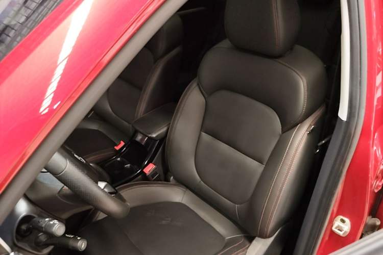 Used MG ZS 2020 180 DVVT Automatic Plus L2+ Left Front Seat