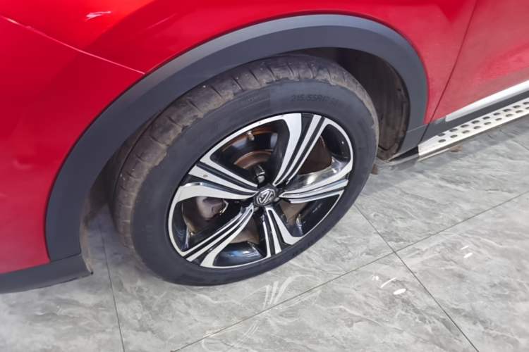 Used MG ZS 2020 180 DVVT Automatic Plus L2+ Left Front Wheel Hub