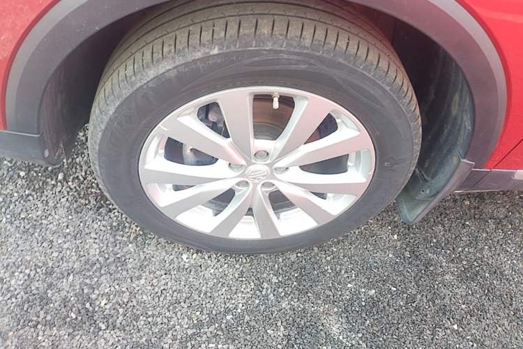Used MG ZS 2020 180 DVVT Automatic UP Left Front Wheel Hub